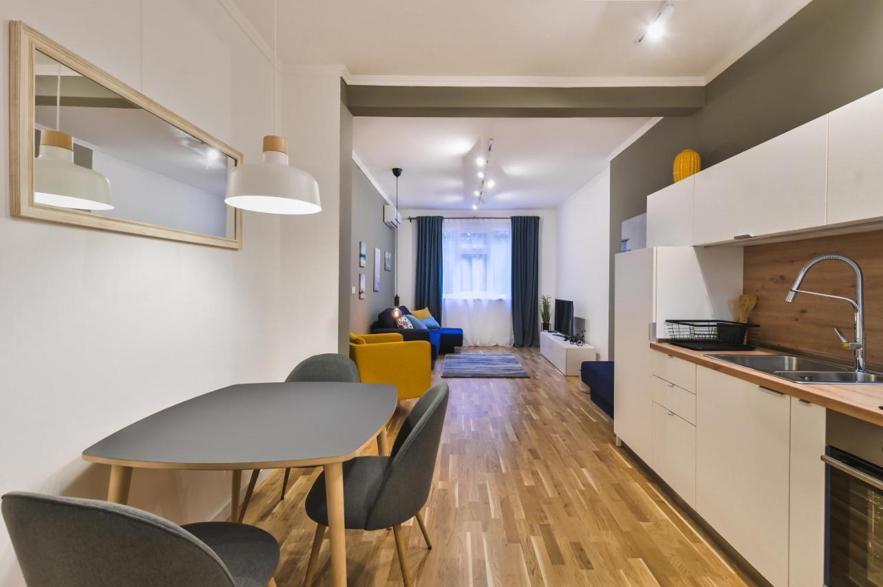 Pieces Of Nature In A Stylish One-Bedroom Flat By Flat Mаnager 소피아 외부 사진